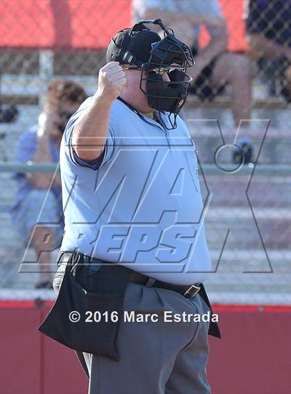 Thumbnail 1 in Clearwater vs. St. Petersburg Catholic photogallery.