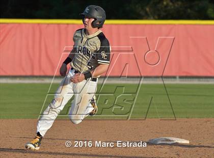 Thumbnail 1 in Clearwater vs. St. Petersburg Catholic photogallery.