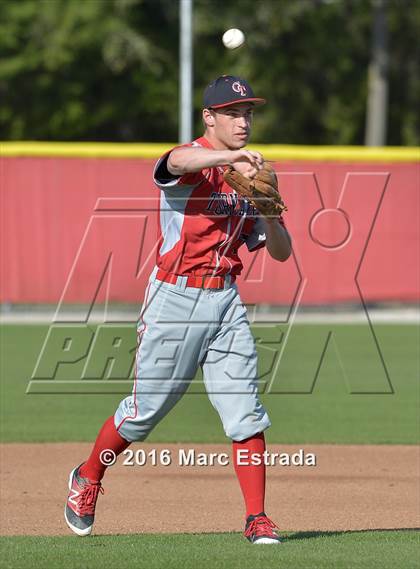Thumbnail 3 in Clearwater vs. St. Petersburg Catholic photogallery.