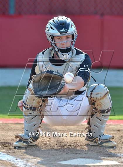 Thumbnail 1 in Clearwater vs. St. Petersburg Catholic photogallery.