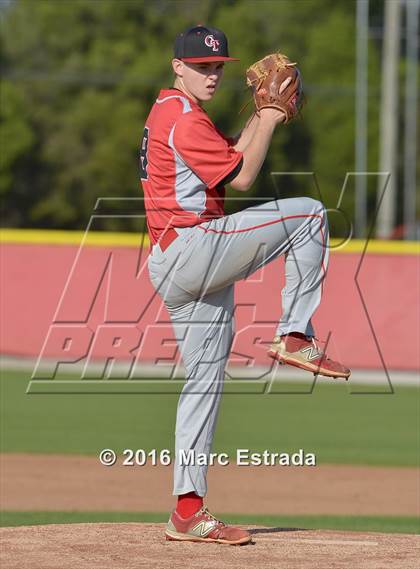 Thumbnail 1 in Clearwater vs. St. Petersburg Catholic photogallery.