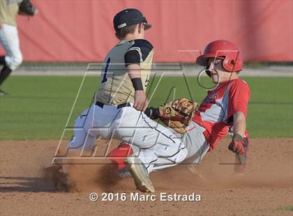 Thumbnail 2 in Clearwater vs. St. Petersburg Catholic photogallery.