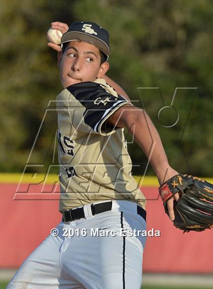 Thumbnail 2 in Clearwater vs. St. Petersburg Catholic photogallery.