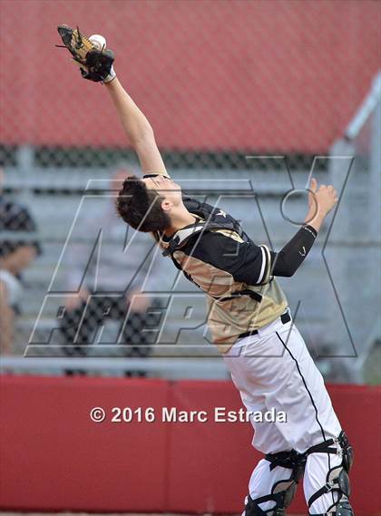 Thumbnail 1 in Clearwater vs. St. Petersburg Catholic photogallery.