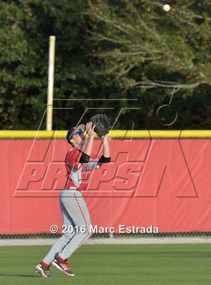 Thumbnail 1 in Clearwater vs. St. Petersburg Catholic photogallery.