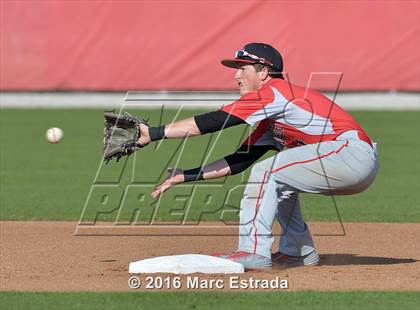 Thumbnail 1 in Clearwater vs. St. Petersburg Catholic photogallery.