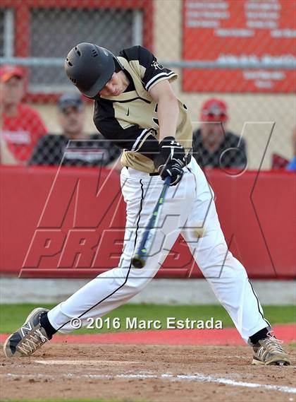Thumbnail 1 in Clearwater vs. St. Petersburg Catholic photogallery.