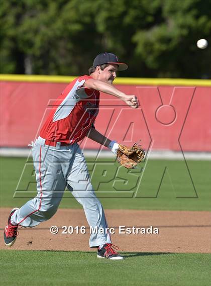 Thumbnail 3 in Clearwater vs. St. Petersburg Catholic photogallery.