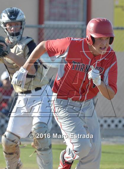Thumbnail 2 in Clearwater vs. St. Petersburg Catholic photogallery.