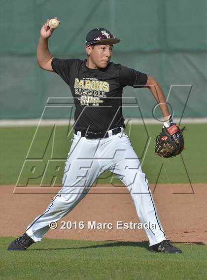 Thumbnail 3 in Clearwater vs. St. Petersburg Catholic photogallery.