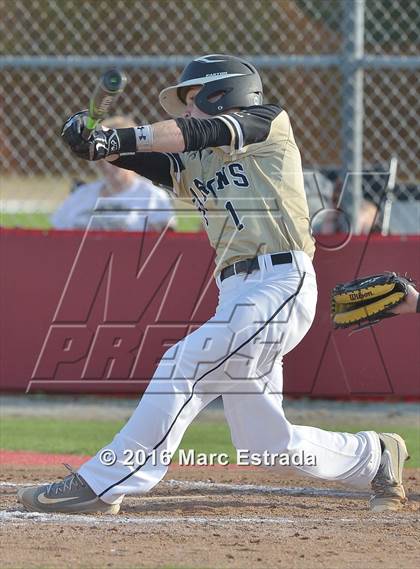 Thumbnail 1 in Clearwater vs. St. Petersburg Catholic photogallery.
