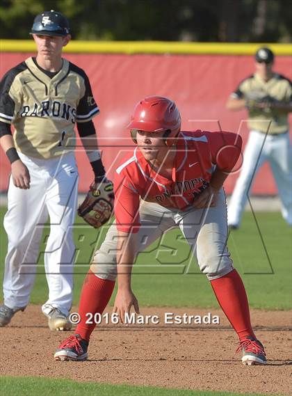 Thumbnail 1 in Clearwater vs. St. Petersburg Catholic photogallery.