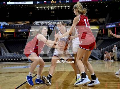 Thumbnail 2 in Indiana Futures All Star Game photogallery.