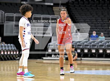 Thumbnail 1 in Indiana Futures All Star Game photogallery.