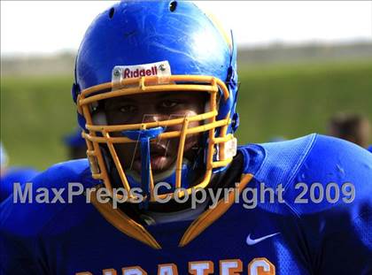 Thumbnail 1 in La Vega vs. Gilmer photogallery.