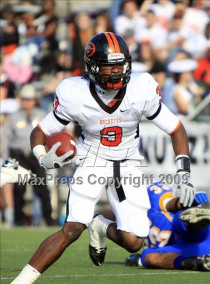 Thumbnail 3 in La Vega vs. Gilmer photogallery.