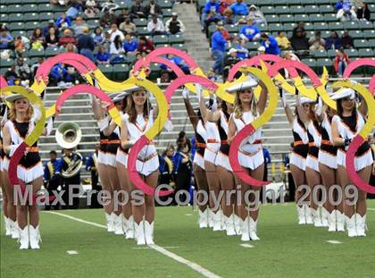 Thumbnail 3 in La Vega vs. Gilmer photogallery.