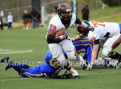 Thumbnail 1 in La Vega vs. Gilmer photogallery.