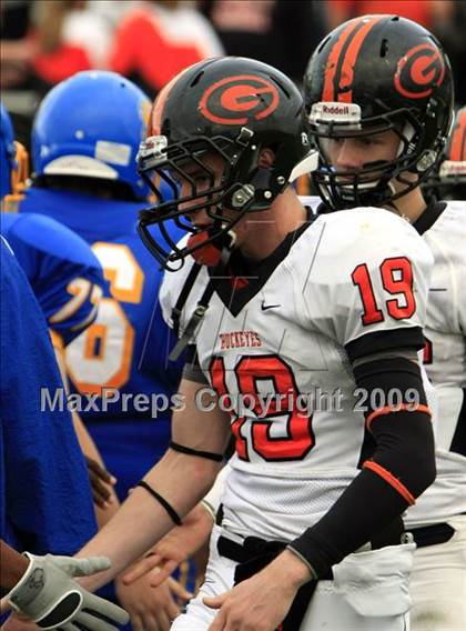 Thumbnail 3 in La Vega vs. Gilmer photogallery.