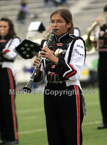 Thumbnail 2 in La Vega vs. Gilmer photogallery.