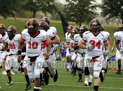 Thumbnail 2 in La Vega vs. Gilmer photogallery.