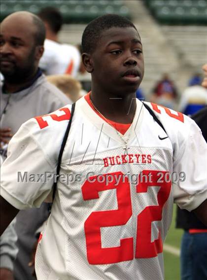 Thumbnail 2 in La Vega vs. Gilmer photogallery.