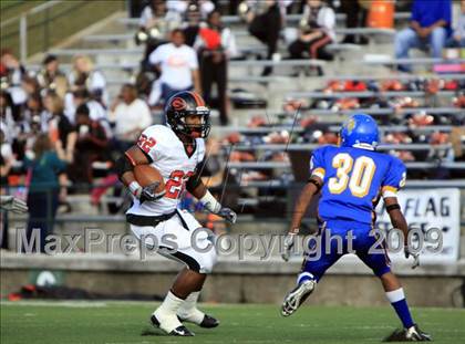 Thumbnail 1 in La Vega vs. Gilmer photogallery.