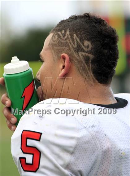 Thumbnail 3 in La Vega vs. Gilmer photogallery.