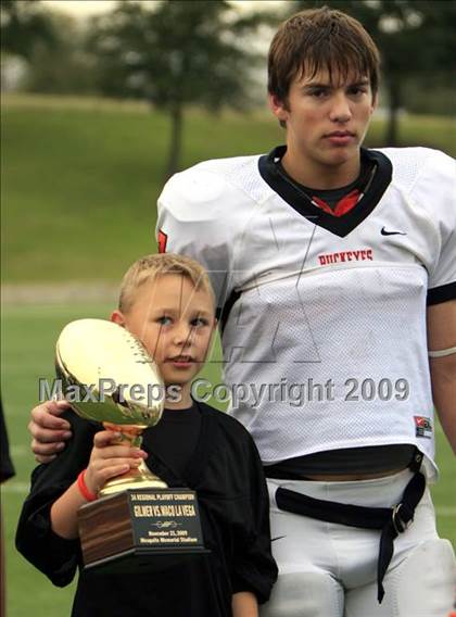 Thumbnail 2 in La Vega vs. Gilmer photogallery.