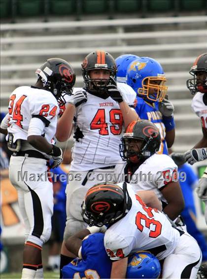 Thumbnail 1 in La Vega vs. Gilmer photogallery.