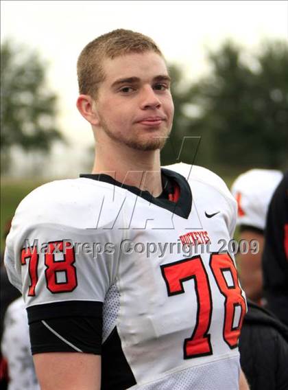 Thumbnail 3 in La Vega vs. Gilmer photogallery.