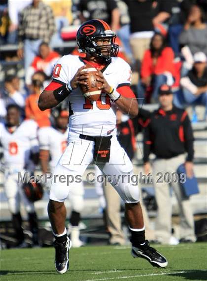 Thumbnail 2 in La Vega vs. Gilmer photogallery.