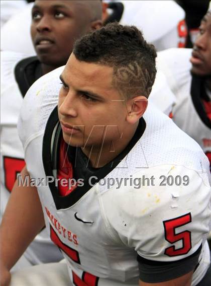 Thumbnail 3 in La Vega vs. Gilmer photogallery.