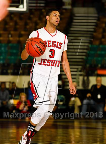 Thumbnail 1 in Regis Jesuit vs. Eaglecrest (CHSAA 5A Great 8) photogallery.