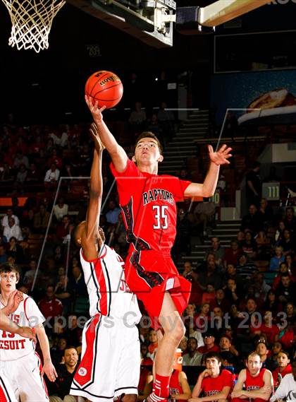 Thumbnail 1 in Regis Jesuit vs. Eaglecrest (CHSAA 5A Great 8) photogallery.