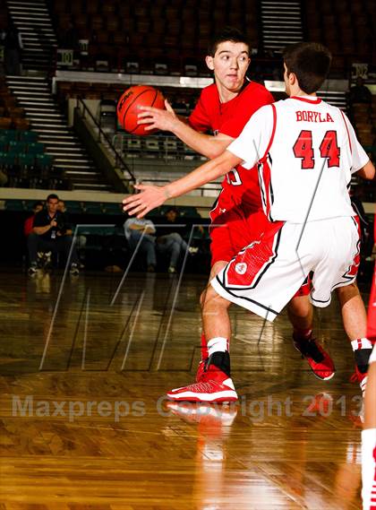 Thumbnail 3 in Regis Jesuit vs. Eaglecrest (CHSAA 5A Great 8) photogallery.