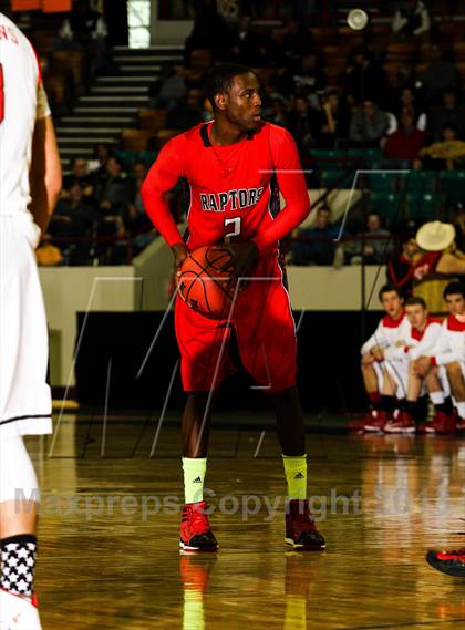 Thumbnail 1 in Regis Jesuit vs. Eaglecrest (CHSAA 5A Great 8) photogallery.
