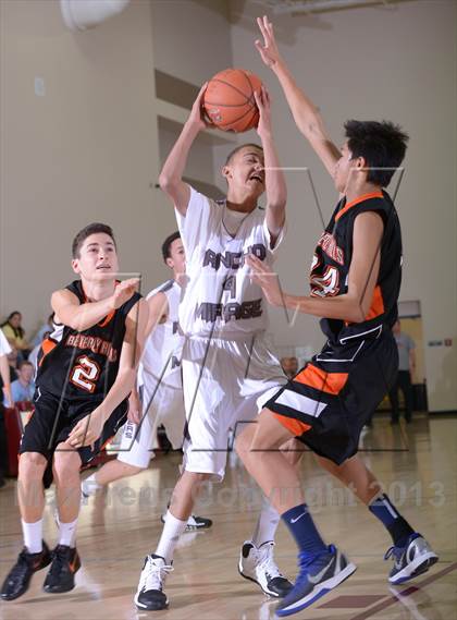 Thumbnail 2 in Rancho Mirage vs. Beverly Hills (MaxPreps Holiday Classic) photogallery.