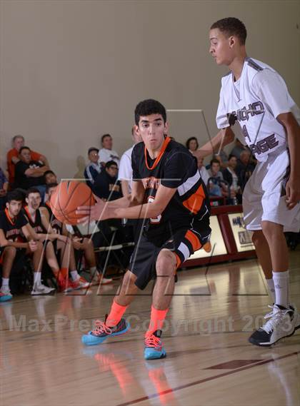 Thumbnail 3 in Rancho Mirage vs. Beverly Hills (MaxPreps Holiday Classic) photogallery.