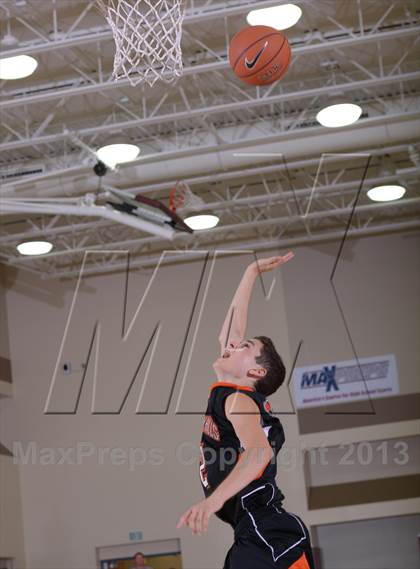 Thumbnail 3 in Rancho Mirage vs. Beverly Hills (MaxPreps Holiday Classic) photogallery.
