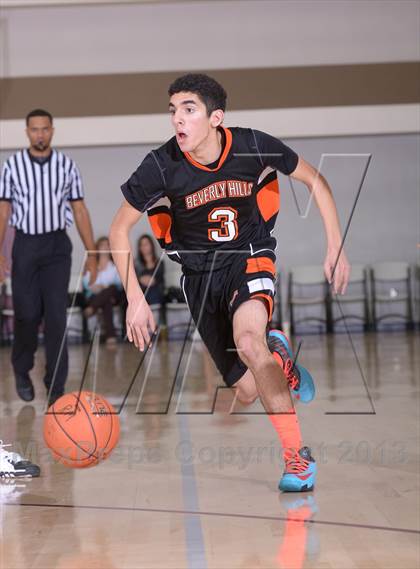 Thumbnail 3 in Rancho Mirage vs. Beverly Hills (MaxPreps Holiday Classic) photogallery.
