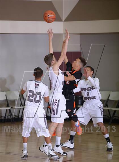 Thumbnail 3 in Rancho Mirage vs. Beverly Hills (MaxPreps Holiday Classic) photogallery.
