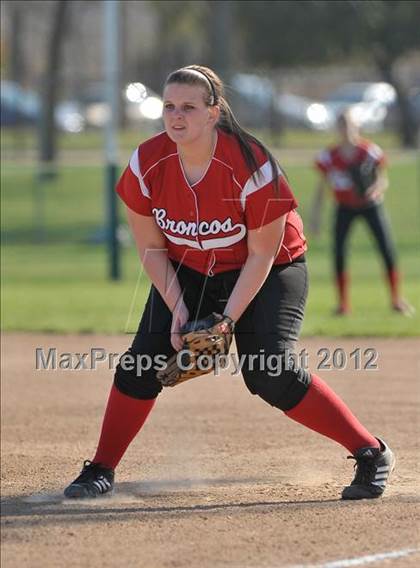 Thumbnail 2 in Bella Vista vs. Foothill (Victory Pre-Season T.O.C.) photogallery.