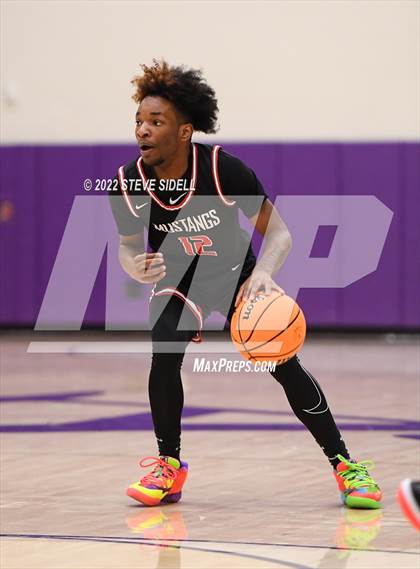 Thumbnail 3 in Lehi vs. Memorial (The Holiday Classic 2022) photogallery.