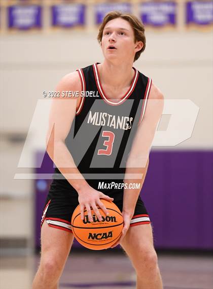 Thumbnail 3 in Lehi vs. Memorial (The Holiday Classic 2022) photogallery.