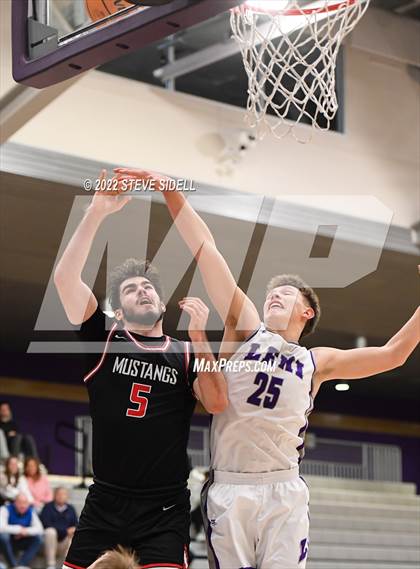 Thumbnail 3 in Lehi vs. Memorial (The Holiday Classic 2022) photogallery.