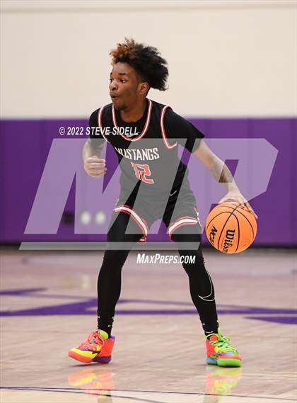Thumbnail 1 in Lehi vs. Memorial (The Holiday Classic 2022) photogallery.
