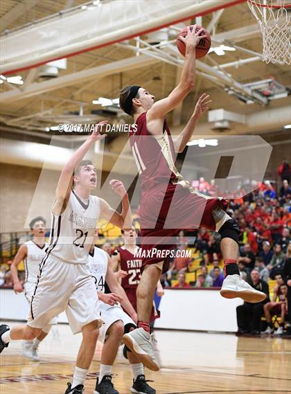 Thumbnail 3 in Alamosa vs. Faith Christian (CHSAA 3A Great 8) photogallery.