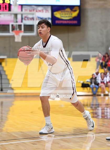 Thumbnail 2 in Alamosa vs. Faith Christian (CHSAA 3A Great 8) photogallery.