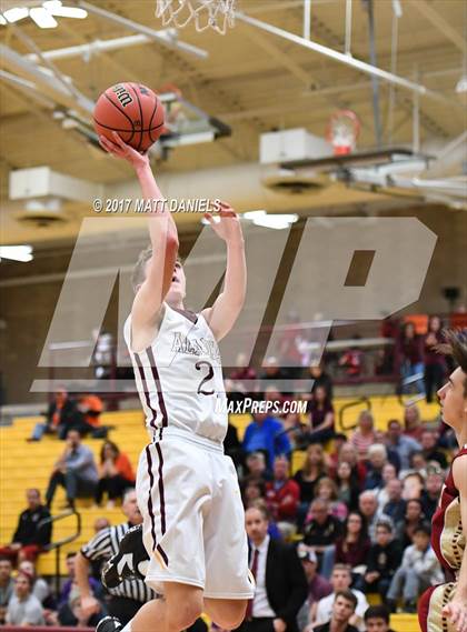 Thumbnail 3 in Alamosa vs. Faith Christian (CHSAA 3A Great 8) photogallery.